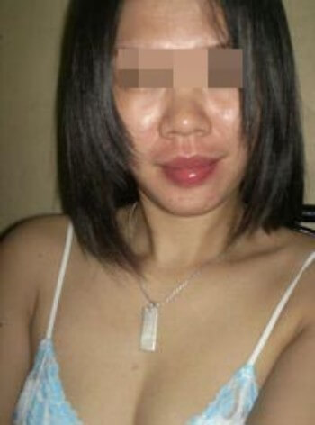 Coquine vietnamienne  cherche un maghrébin musclé à pomper à Angoulême