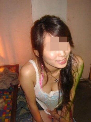 Femme vietnamienne adorant la sodomie