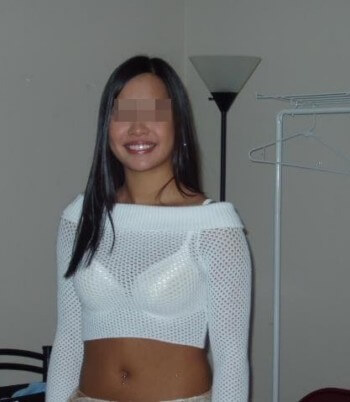 Coquine chinoise  veut trouver un mec aimant le sexe sur Issy-les-Moulineaux pour une pipe