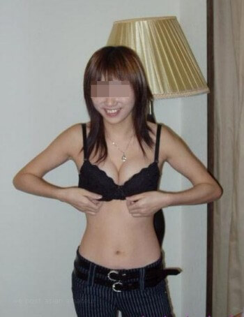 Fille vietnamienne adorant le sexe