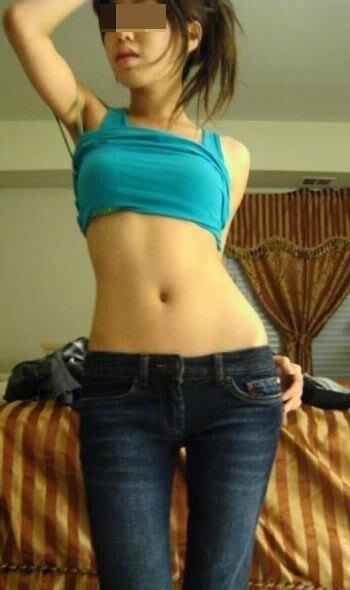 Belle asiatique adorant le sexe