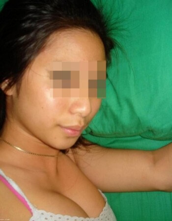 Fille japonaise pour une gâterie gratuite à Meudon