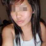 Salope chinoise de 23 ans, j'habite aux alentours de Rennes o&ugrave; je viens juste de louer un petit appartement donc je gal&egrave;re vraiment pour trouver un plan cul. Vous savez ce que j'aime c'est pratiquer la baise dans toutes les positions et j'ai envie de rencontrer un quadrag&eacute;naire qui a envie de sexe. C'est seulement pour ça que je suis membre de ce site de plan cul. Je suis certaine de vous plaire car j'ai de belles mensurations et sans vouloir me vanter niveau sexe, je baise super bien donc laissez votre tel, je ferai ce qu'il faut pour &ecirc;tre disponible dans pas longtemps pour un plan chaud.