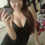 Slt les coquins, je suis une chinoise coquine d'1m55, mince, avec une jolie petite poitrine et seule depuis un moment, alors pourquoi ne pas prendre contact ? J'habite sur Tourcoing, je reçois chaque soir vers 22h pour une rencontre baise. J'ai du temps libre, je suis chaude et j'adore me faire baiser avec violence donc proposez moi de vous rencontrer pour du sexe. A + tout le monde !