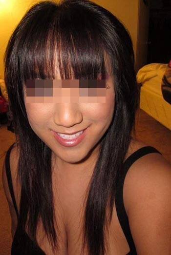 Asiatique sexy pour un mec audacieux à sucer à Poitiers
