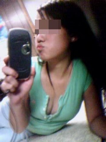 Enchantée messieurs, j'ai envie de savourer un moment coquin donc je passe mon annonce sur ce site pour partager des moments agréables et contacter un amant qui voudrait se faire une rencontre coquine à coté de Levallois-Perret. Je suis une japonaise salope avec de jolis traits de visage, un gros cul et des nichons bien fermes. Je pense être assez belle: je suis bien équipée et honnêtement question sexe, je suis très douée pour la fellation donc si mon annonce vous plait venez dialoguer. Gros bisous mes amours !